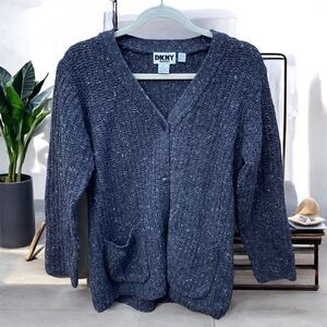 Women's DKNY Heathered Gray 100% Wool Sweater/Cardigan w/Pockets. EUC Petite